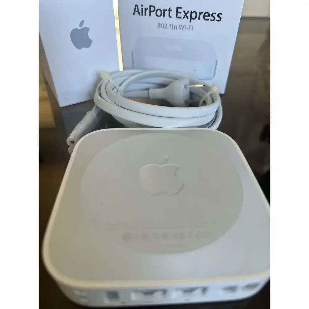 Apple AirPort Express A1392 MC414LL/A 2nd Gen WiFi Router w/ Box Cable Manual